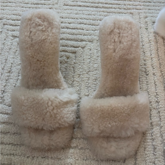 RAYE Cream Fuzzy Heels - Picture 1 of 2